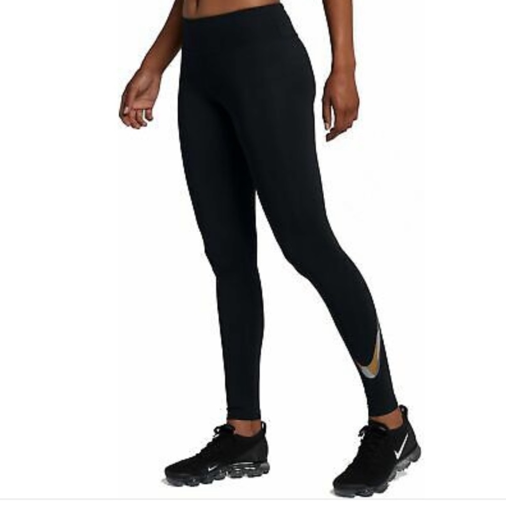 ❌SOLD❌ Nike Women's Flash Essential Leggings